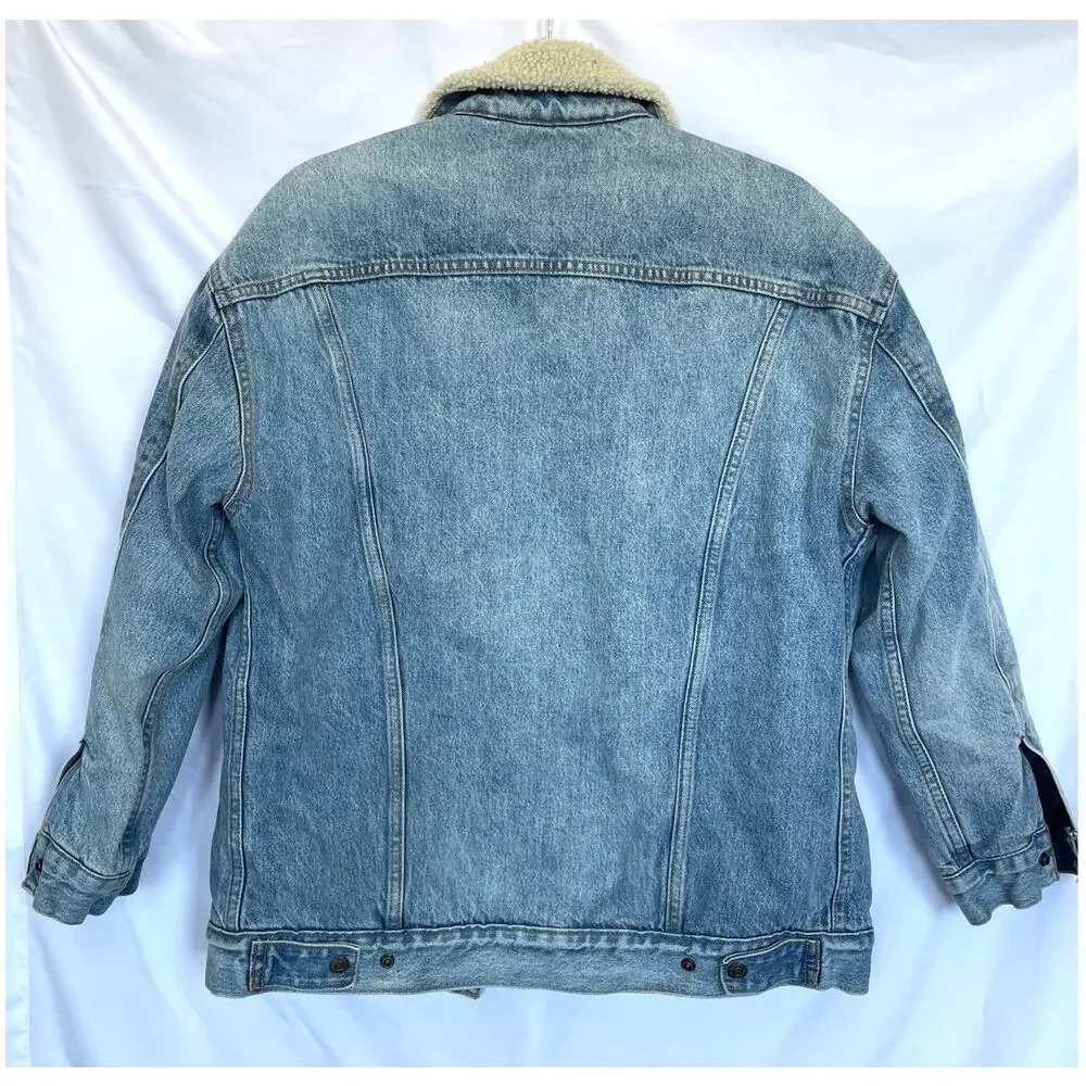 Mens Levis Type III Sherpa Lined Trucker Denim Jacket, Medium Blue Wash, XS